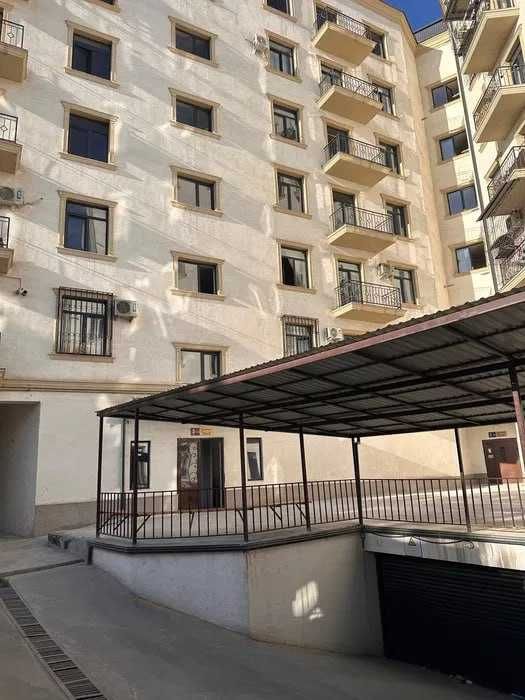 *Новостройка Саракулька 3ком квартира.Коробка 92м2.Ниже рынка в центре