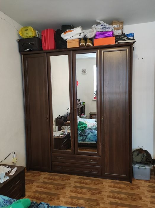 Спальный гарнитур