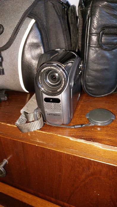 Cameră dvd  Hitachi DV