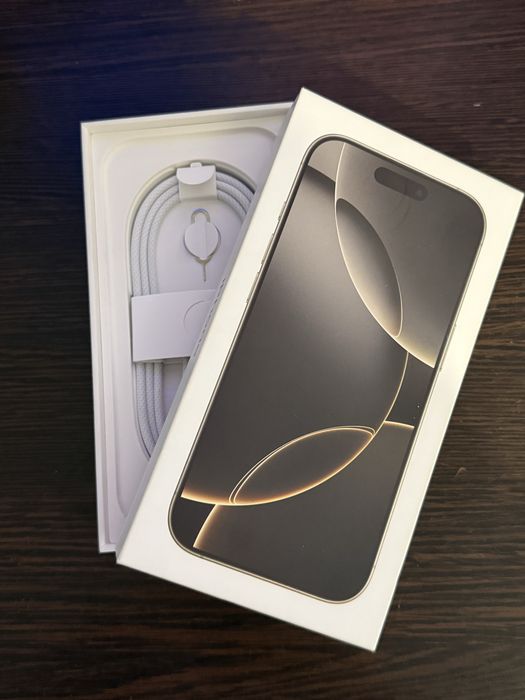 Продам iPhone 16 pro