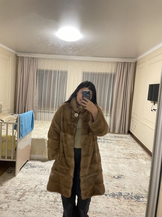 Продам норковую шубу