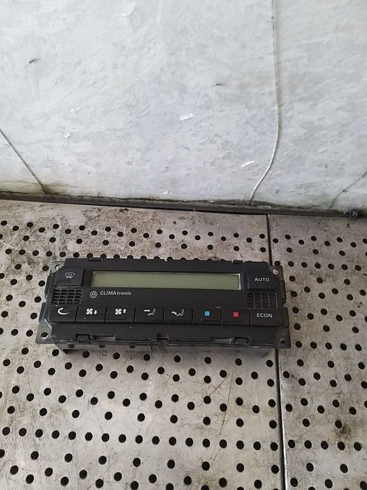 Panou comanda clima ac vw golf 4 1j