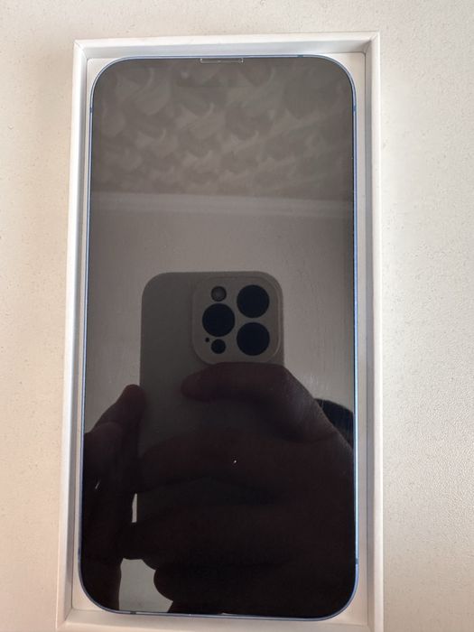 Iphone 13 синий