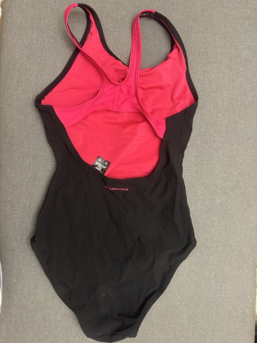 Купальник для девочки спортивный