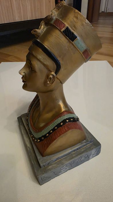 Statueta bust egipteana Nefertiti