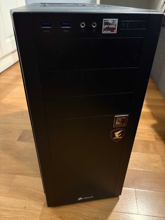 PC ATX кутия Corsair Carbide 200R