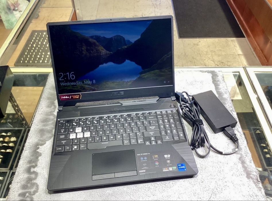 ASUS TUF Gaming FX506H – i5 / RTX / 144Hz – Много добро състояние