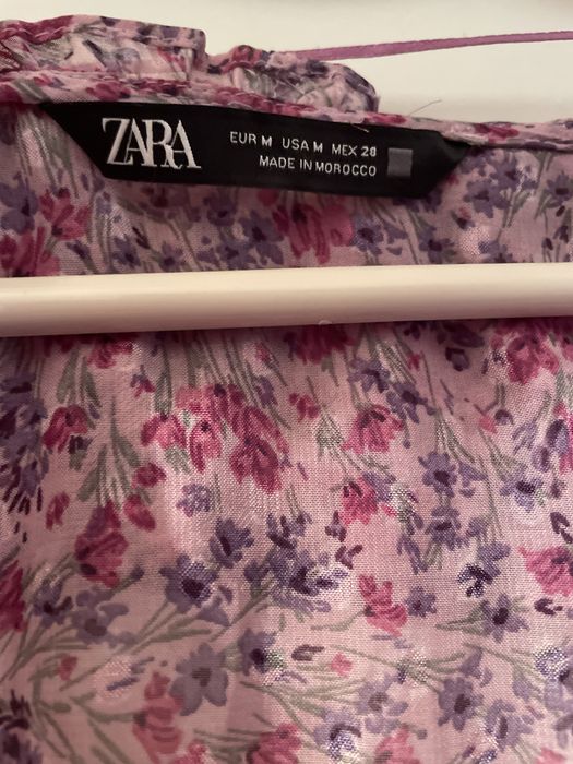 Тънка,лятна ризка-Zara.