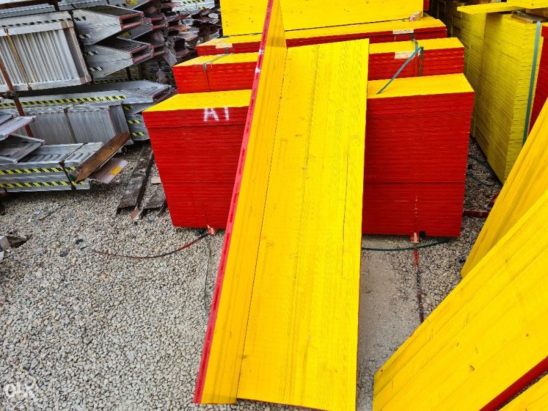 Accesorii cofraje doka , montanti , distantieri , tije , lamele
