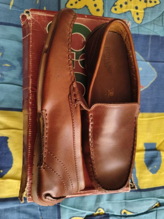 Продам фирменные макасины