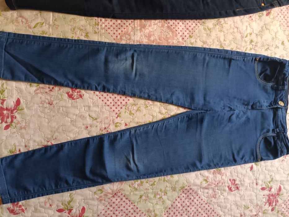 Джинсы девочковые 10-11 лет