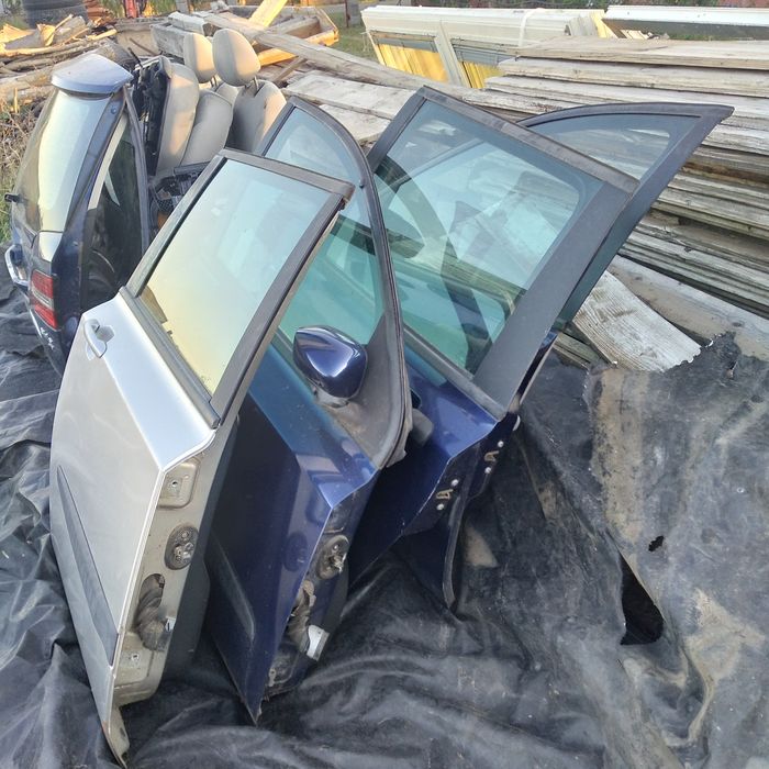 Vînd piese Fiat stilo