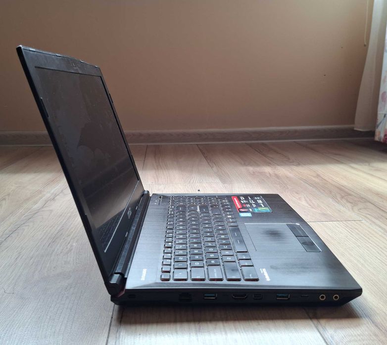 15.6' IPS MSI Apache Core i7-7700HQ/GTX 1060 3GB/16GB/512GB SSD/Бат.4ч.