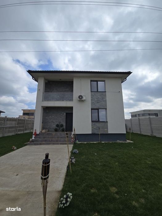Vila 4 camere,gata de mutare ,mobilată și utilată,teren 400 mp