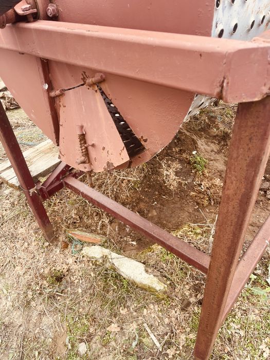 Masina spalat cartof,morcovi,radacinoase cu actionare la priza de pute