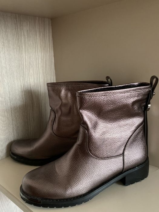 Продам женские полуботинки