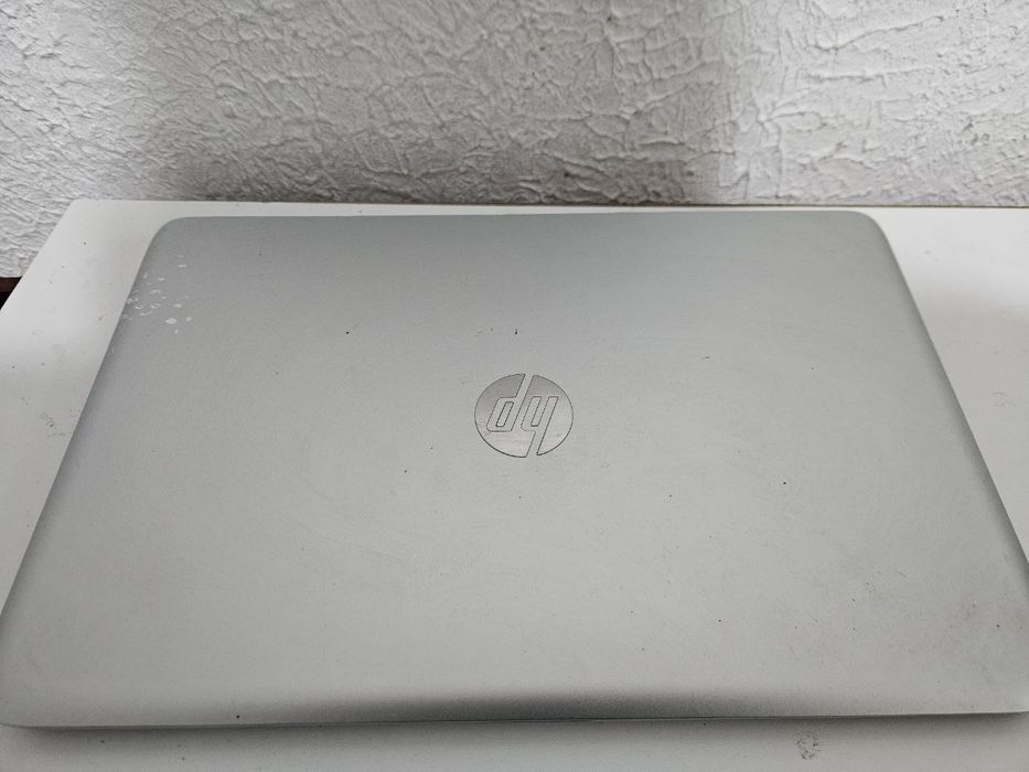 HP ноутбук i7 / 8 ГБ — рабочий