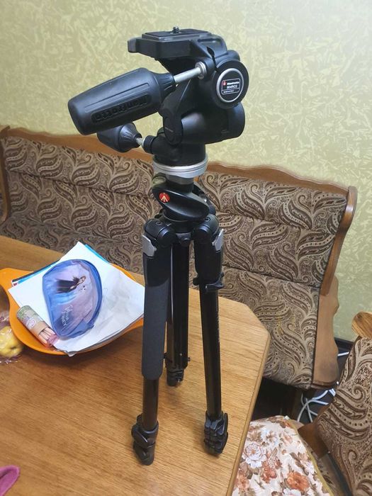 Trepied manfrotto