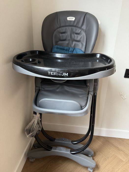 Детский стульчик для кормления