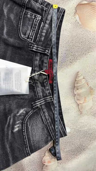 Blugi Jaded London de dama,dar unisex ,cu rupturi numar 30