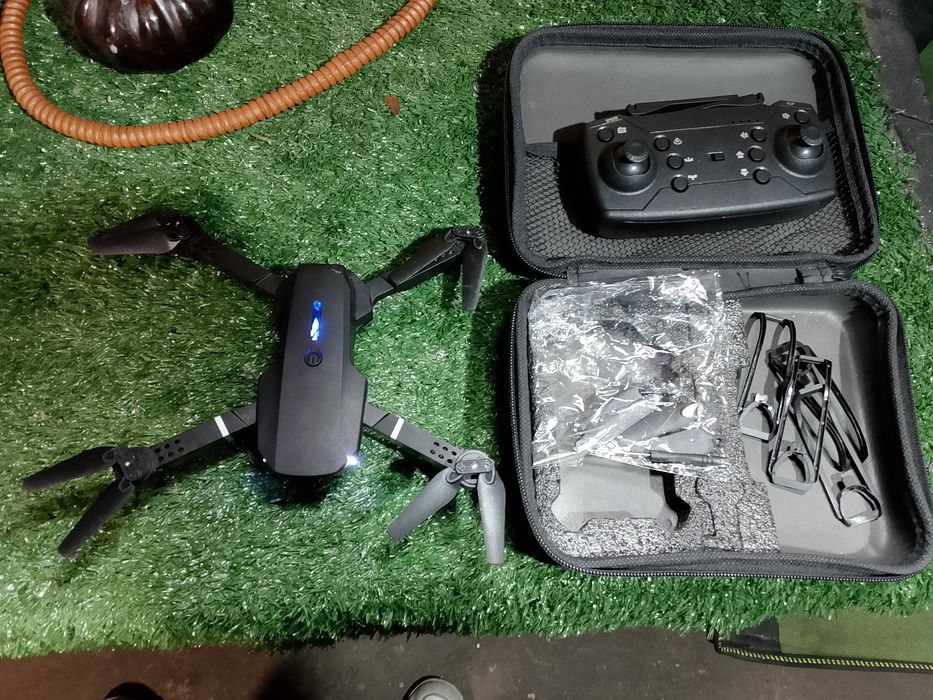 Продам дрона в хорошем состоянии