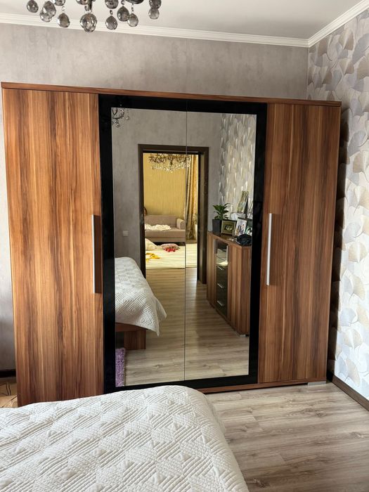 Спальний гарнитур