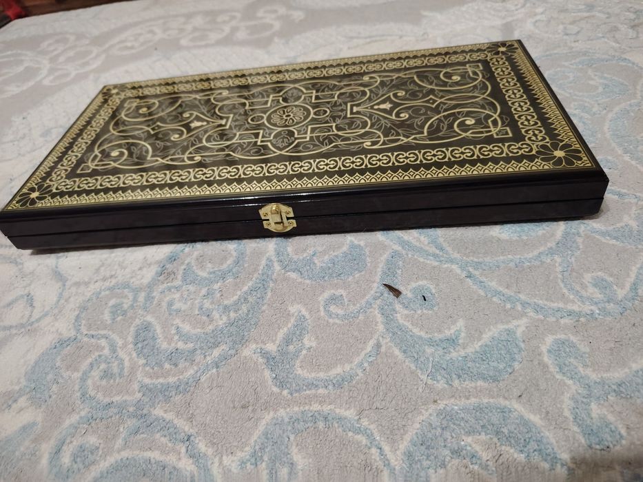 Продам нарды новый