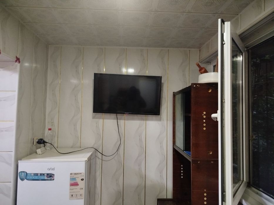 Сдаётся-ижара 3 ком 250$ в 3 микрорайоне