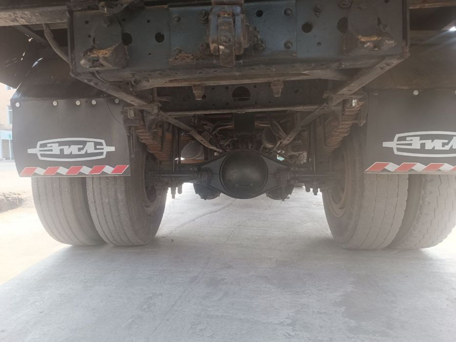 Zil.  130 sotiladi. 1985 йил