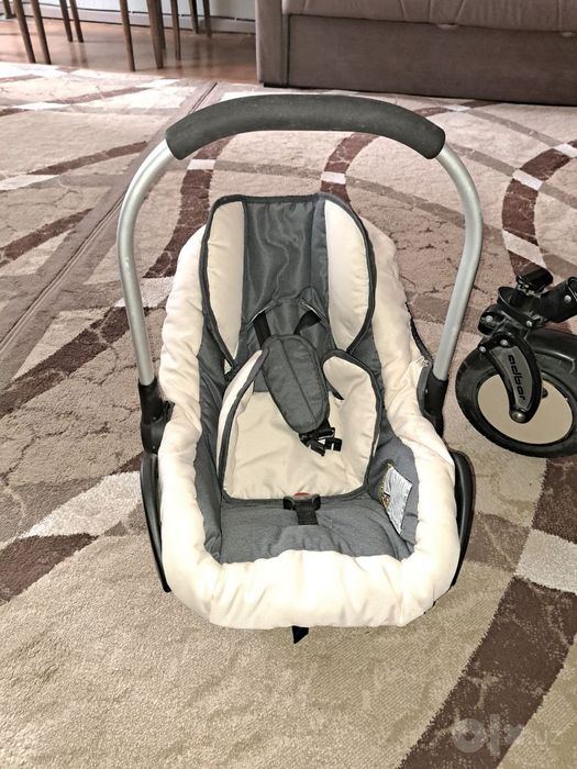 Продам коляску ZIPY