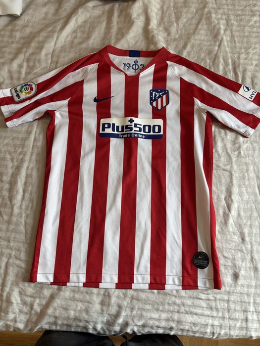 Футболна фланелка, на футболен клуб Atletico Madrid, от сезон 2019/20
