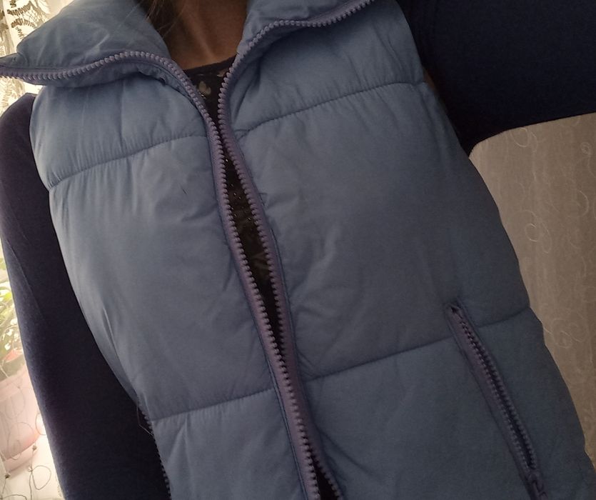 безрукавка жилетка кофта