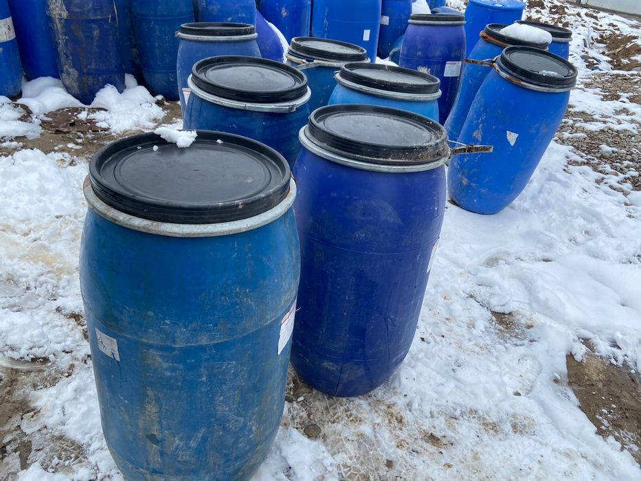 Пластиковые бочки 170л