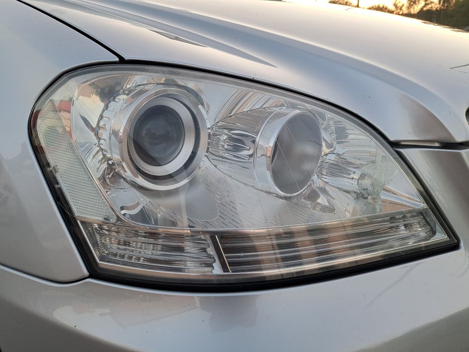 Ляв десен фар Мерцедес МЛ W164 xenon фарове Mercedes ML w164 ксенон
