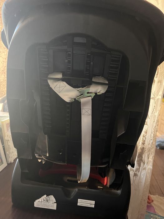 Продаю автокресло