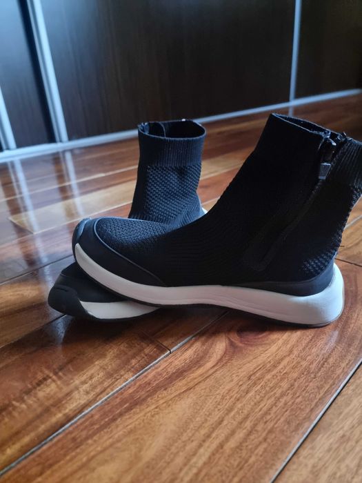 Като НОВИ Zara номер 38 черни