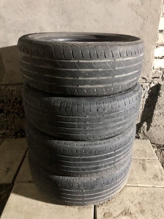 Продам летние шины на 17