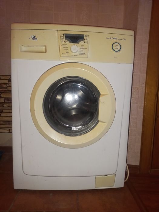Продам стиральную машинку