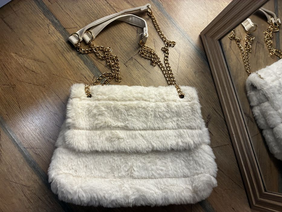 Плюшена дамска чанта