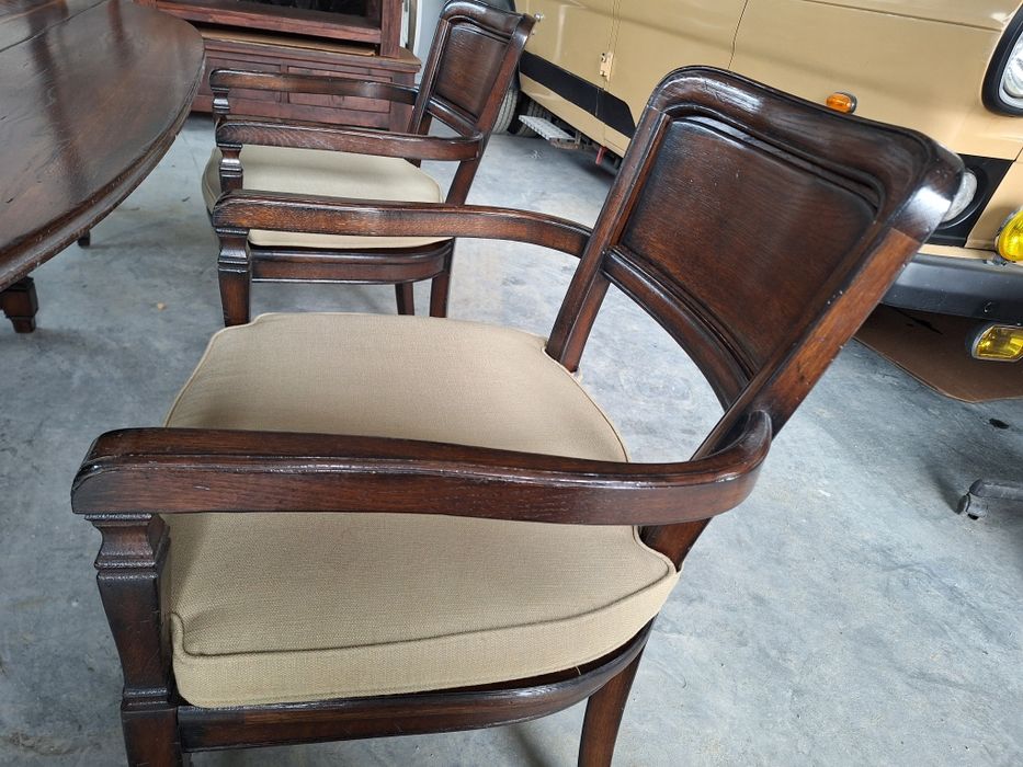 Голяма трапезна Дъбова маса със 6 стола