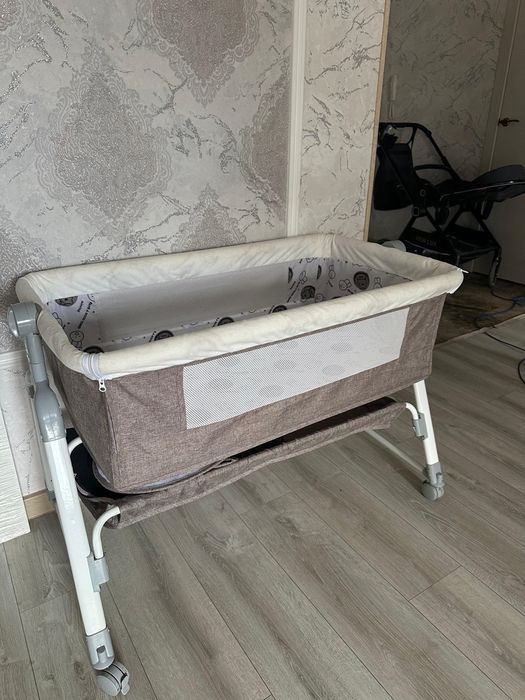 Продам детскую кроватку - манеж