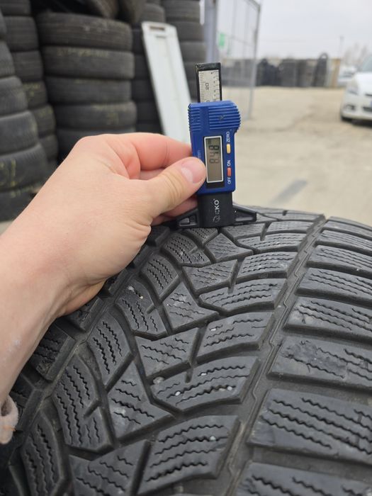 Anvelope de iarna 225-55r17 Dunlop