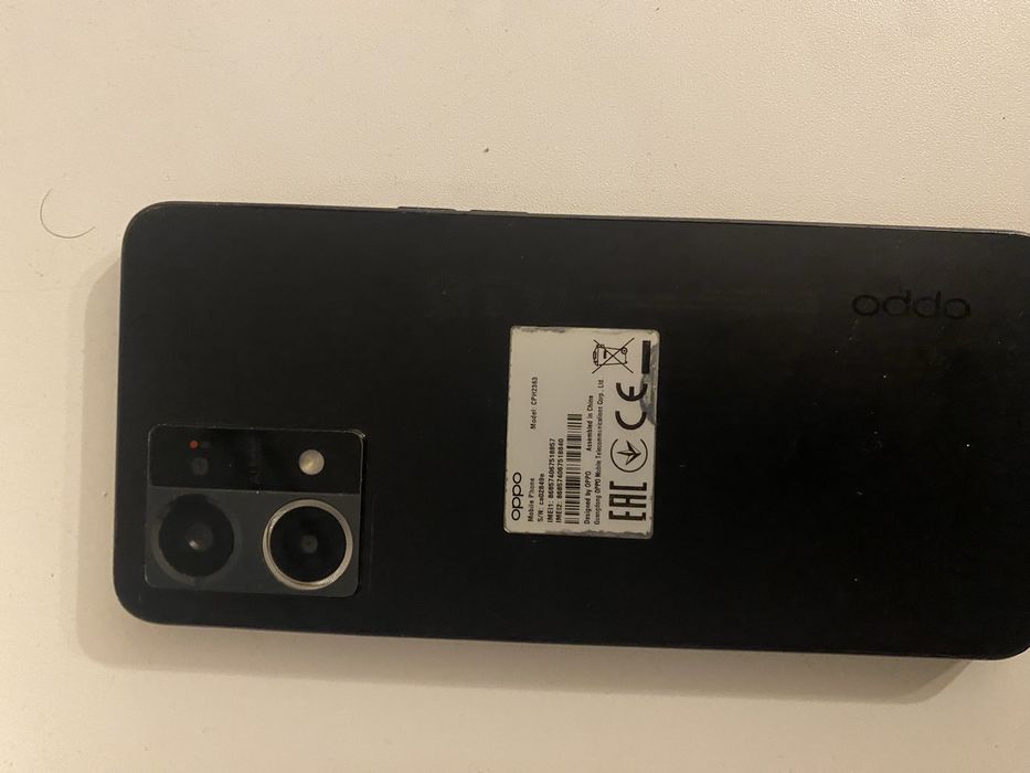 Телефон Oppo reno 7