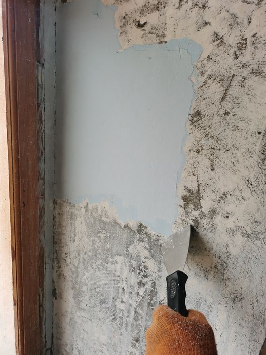 Демонтаж квартир и домов качественно и быстро чистка краски и обой