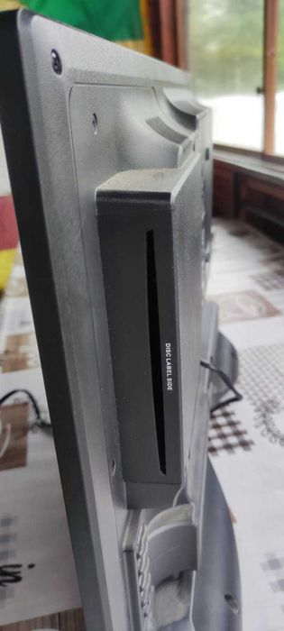 LED 24 инчов телевизор с DVD, soundbar и Bluetooth