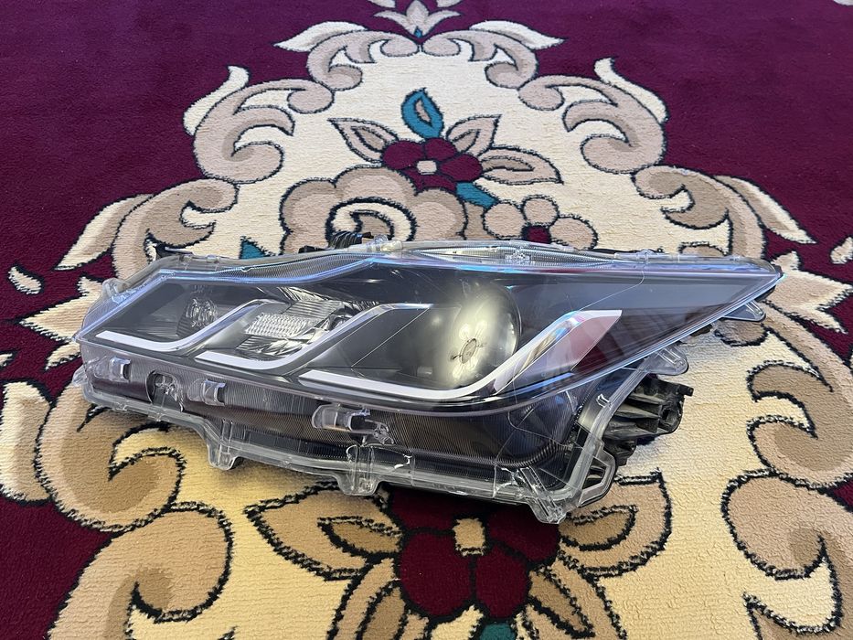 Фара Тайота каролла 2023 г. в