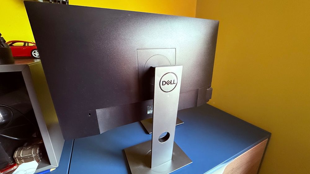Офис сет: 2x Dell P2419H 24” IPS (пълен комплект) + Lenovo TB3 Dock 40AN 135W