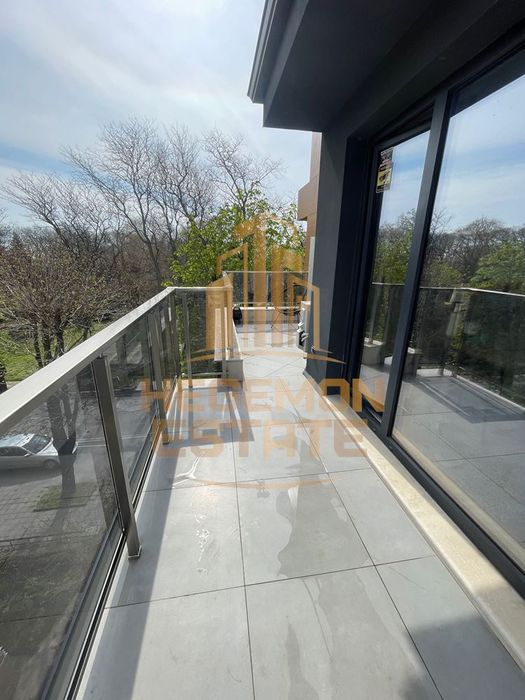 Продава се Двустаен апартамент в Варна, Морска градина - 89 кв.м за 2229 €/кв.м - Снимка #10