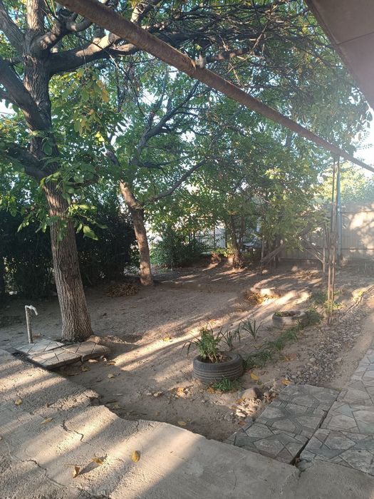 Ховли Уй срочно сотилади