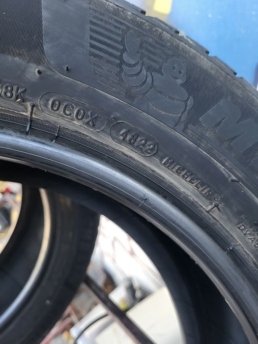 225 55 17 Michelin 2бр  всесезонни дот 22